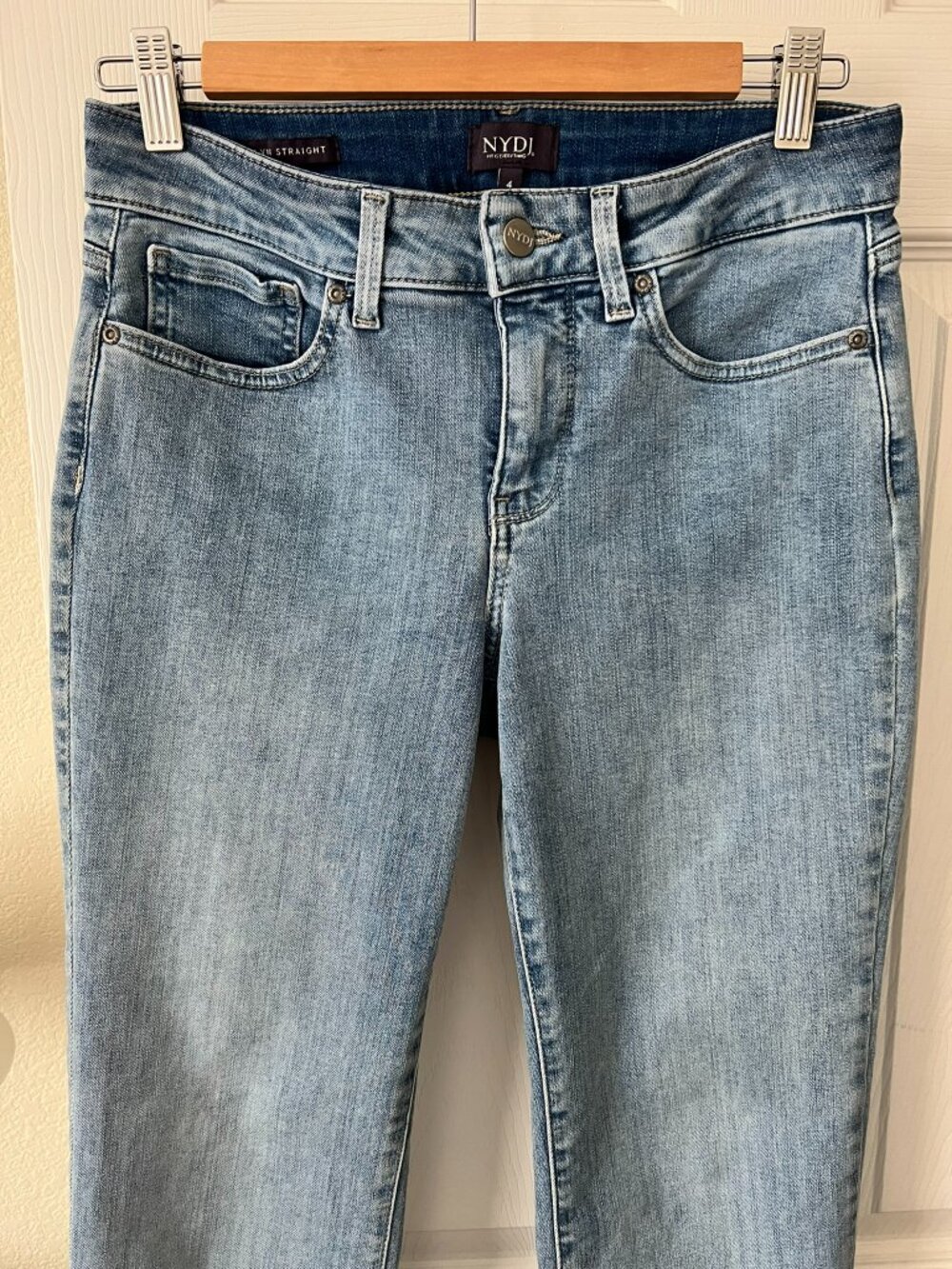 NYDJ Straight Leg Jeans in Light Wash Blue - Picture 5 of 12